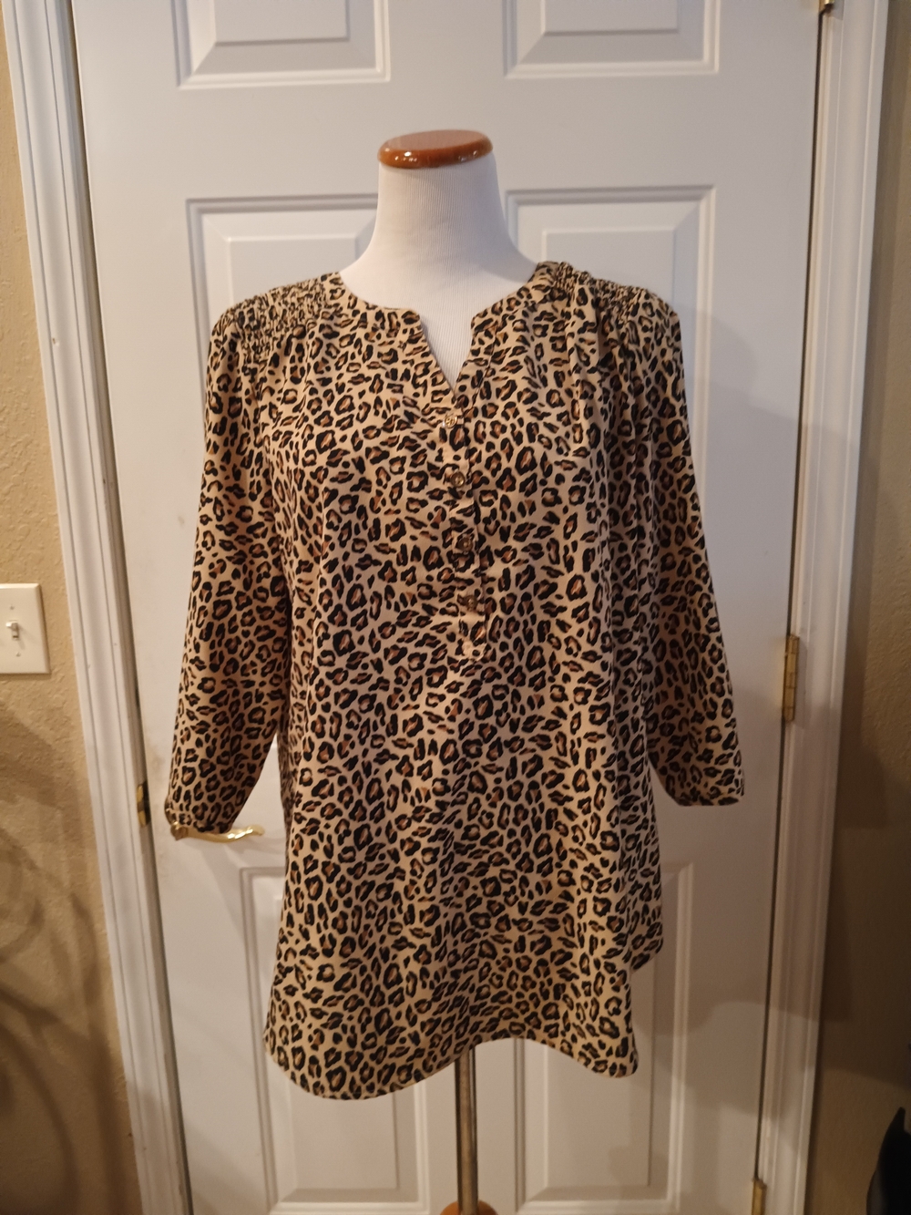 Leopard Print Split-Neck Tunic Top - Beige/Black